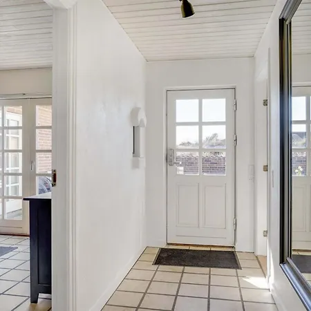 Domnika - 350m From The Sea By Interhome Feriehus *